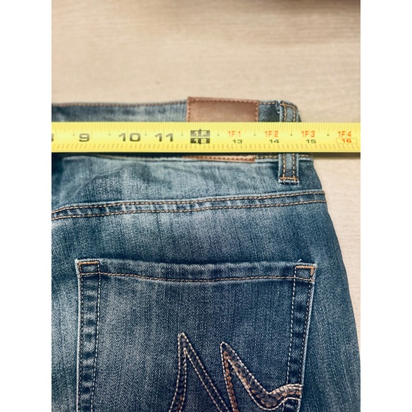 Maurices Women's Size 4‎ Regular Medium Wash Bootcut Jeans NWT Denim - Picture 11 of 13